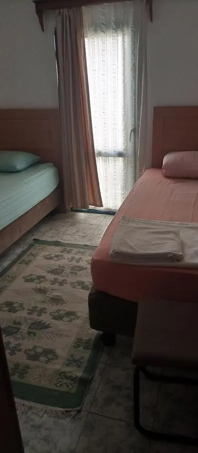 Caglayan Pansiyon بودروم