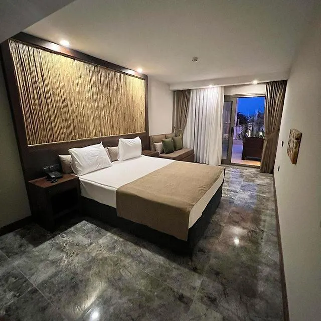 Caglayan Pansiyon Bodrum Habitación en casa particular
